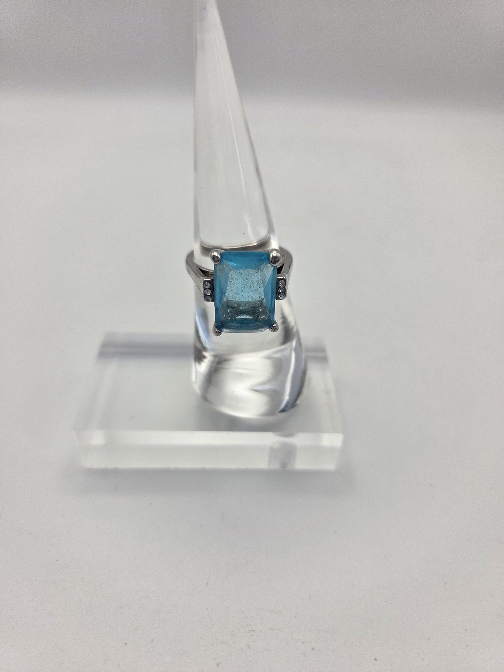 Silver Aquamarine Blue Topaz Emerald Cut Ring Size 6